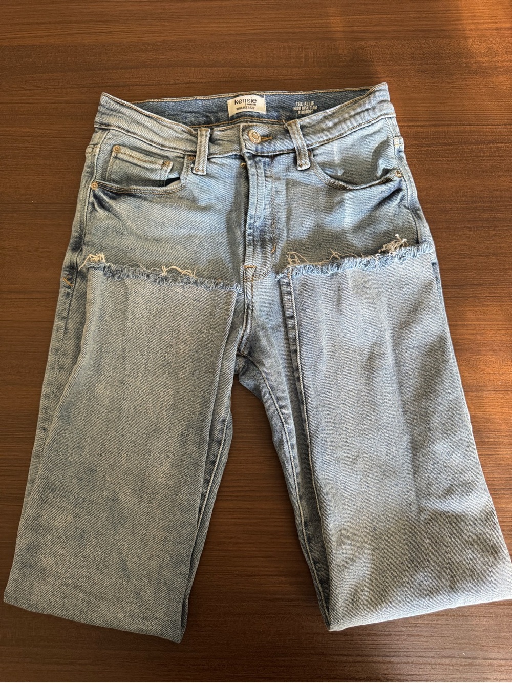 Kensie Straight Leg Jeans - Light Blue Distressed